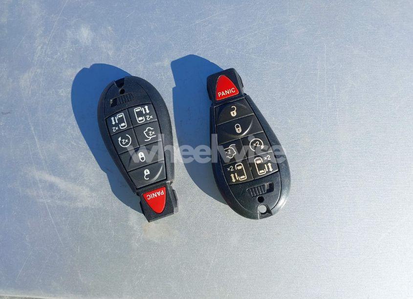 Photo 11 of 2015 Dodge Grand CARAVAN SXT PLUS (VIN 2C4RDGCG7FR725638)