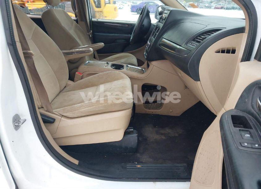 Photo 5 of 2016 Dodge Grand CARAVAN SXT (VIN 2C4RDGCG7GR249456)