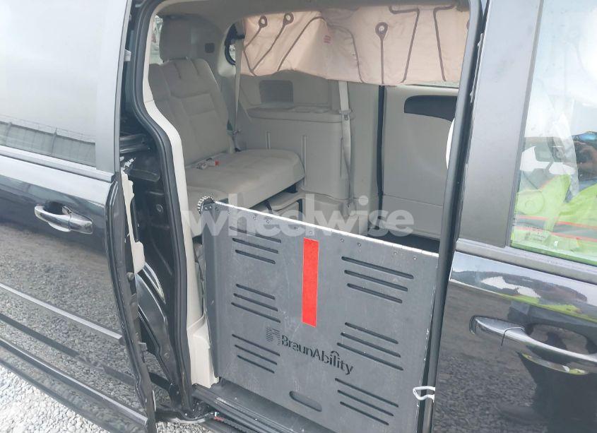 Photo 8 of 2016 Dodge Grand CARAVAN SXT (VIN 2C4RDGCG7GR388728)