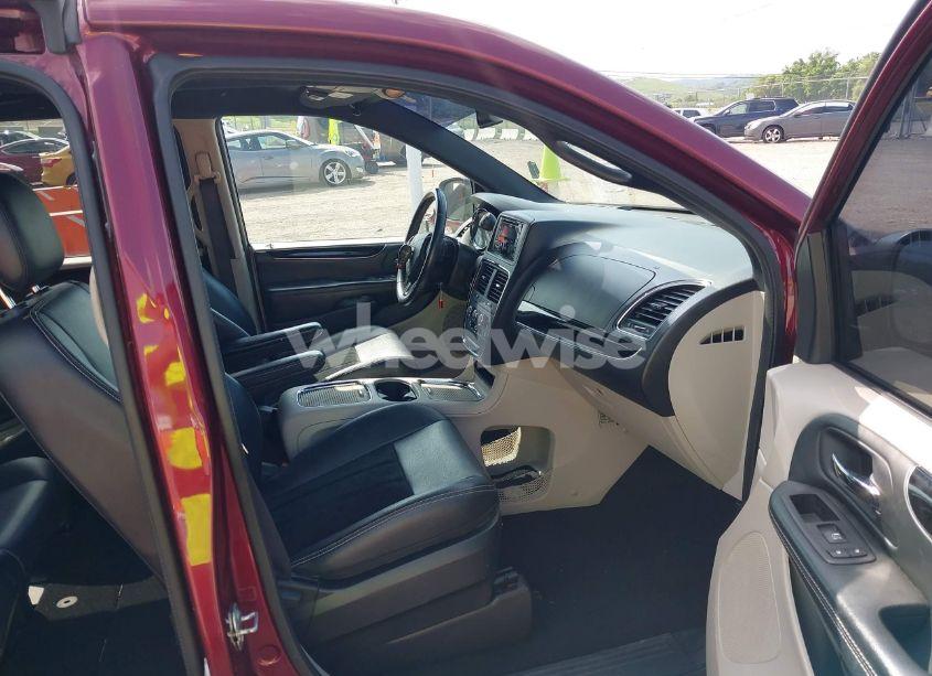 Photo 5 of 2017 Dodge Grand CARAVAN SXT (VIN 2C4RDGCG7HR554103)