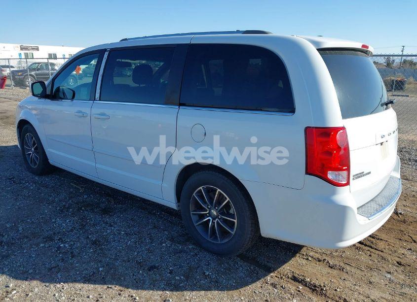 Photo 3 of 2017 Dodge Grand CARAVAN SXT (VIN 2C4RDGCG7HR671230)