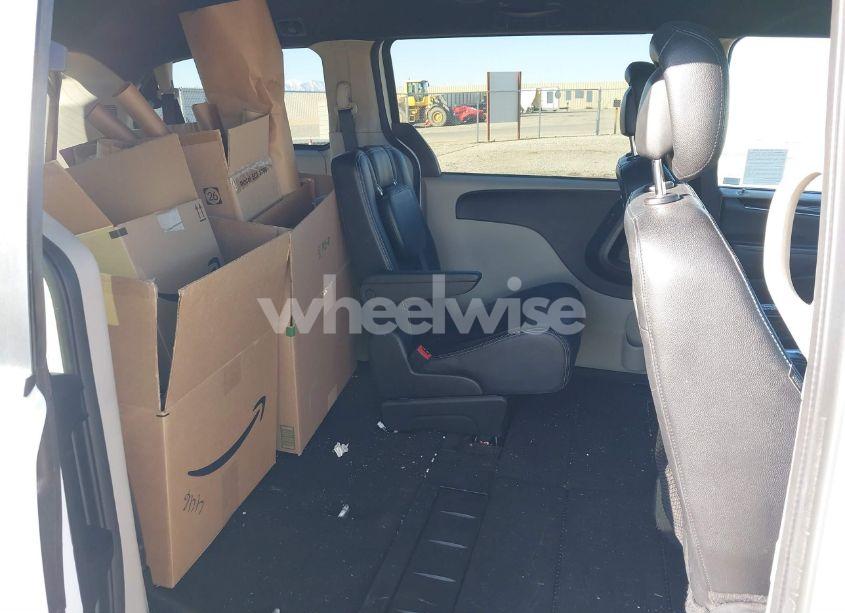 Photo 8 of 2017 Dodge Grand CARAVAN SXT (VIN 2C4RDGCG7HR671230)