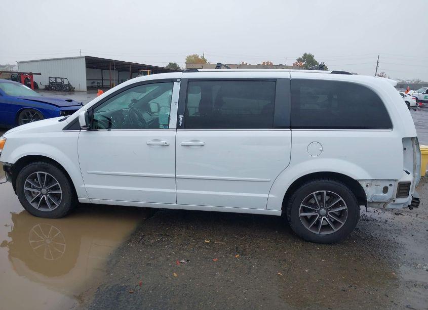 Photo 15 of 2017 Dodge Grand CARAVAN SXT (VIN 2C4RDGCG7HR671275)