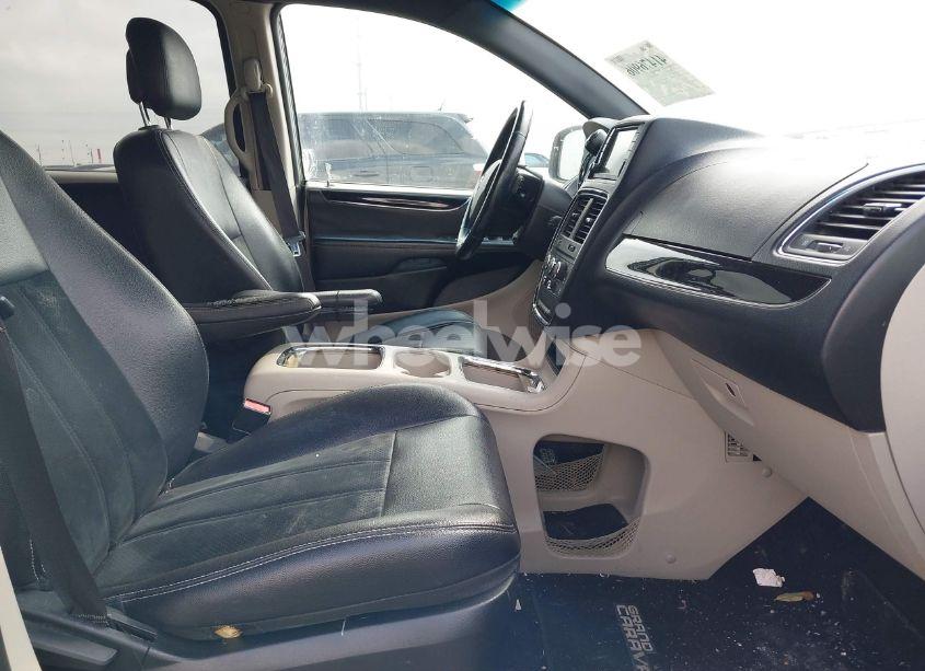 Photo 5 of 2017 Dodge Grand CARAVAN SXT (VIN 2C4RDGCG7HR711337)