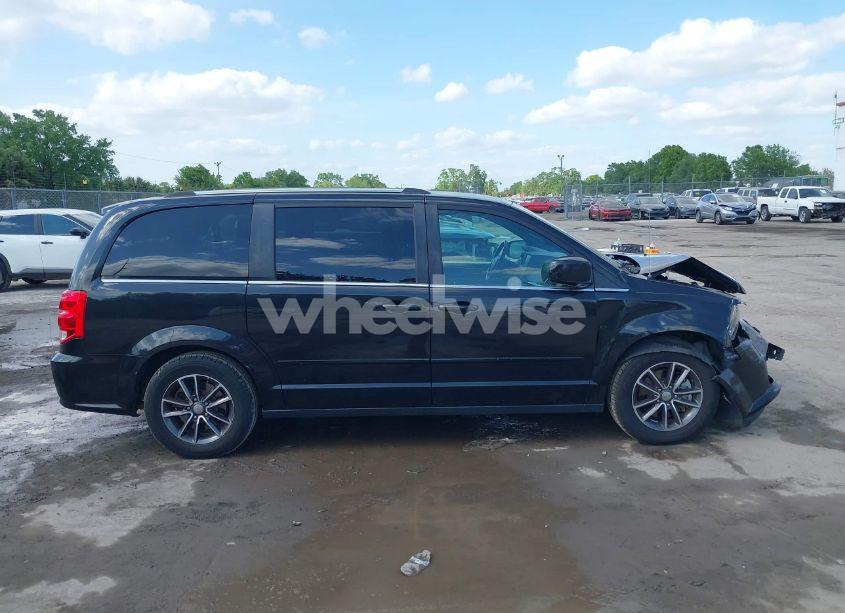Photo 13 of 2017 Dodge Grand CARAVAN SXT (VIN 2C4RDGCG7HR818498)