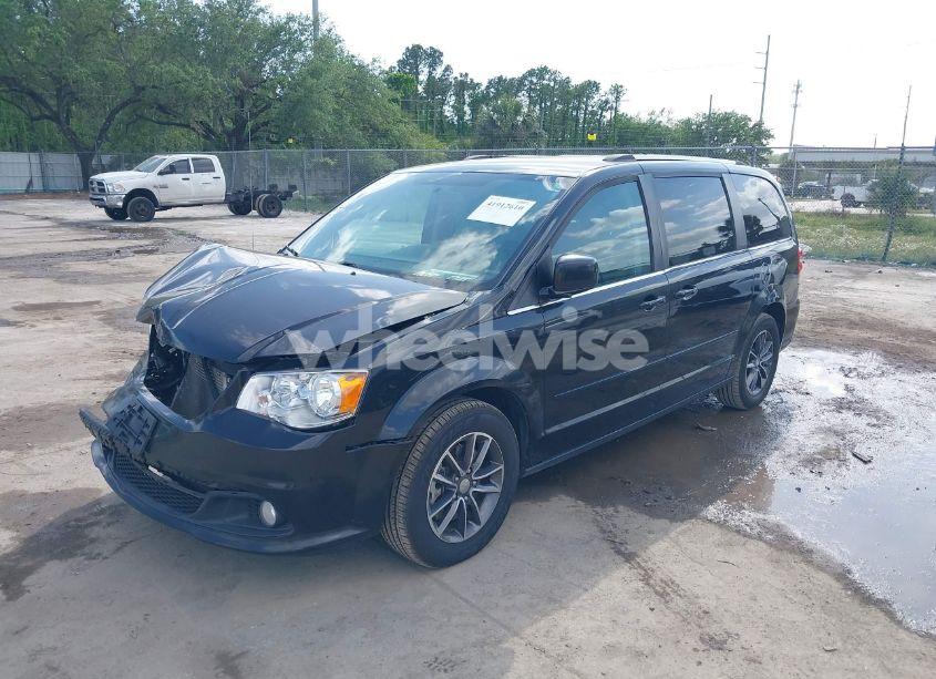 Photo 2 of 2017 Dodge Grand CARAVAN SXT (VIN 2C4RDGCG7HR818498)