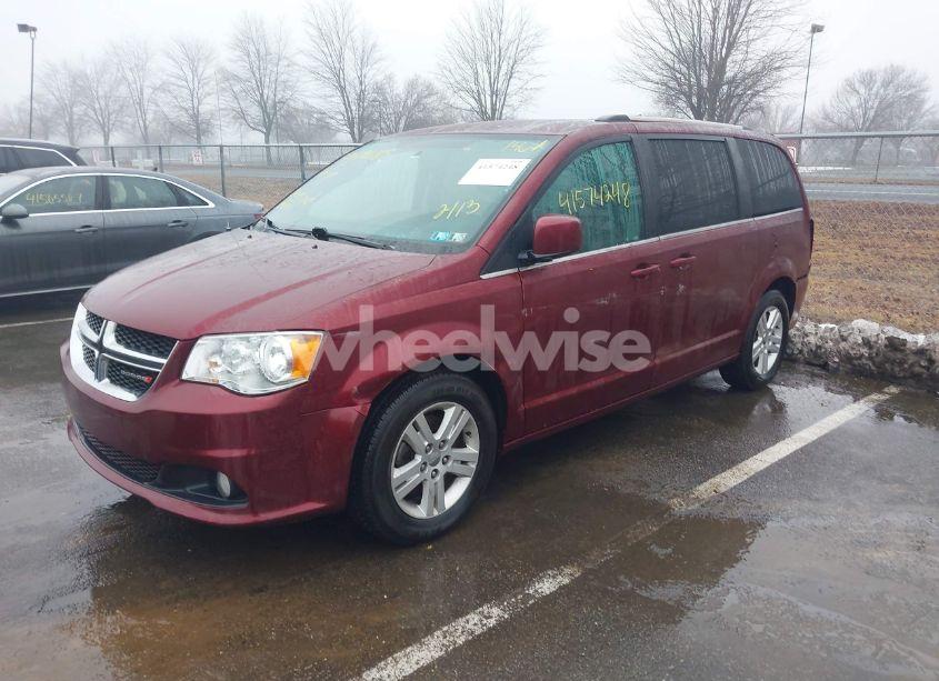 Photo 2 of 2018 Dodge Grand CARAVAN SXT (VIN 2C4RDGCG7JR216383)