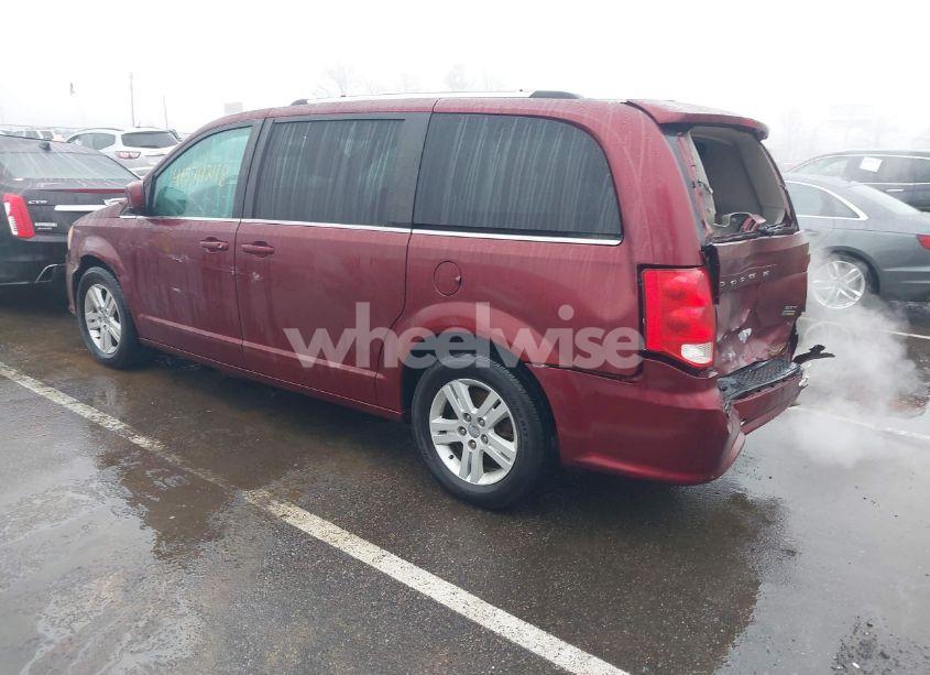 Photo 3 of 2018 Dodge Grand CARAVAN SXT (VIN 2C4RDGCG7JR216383)