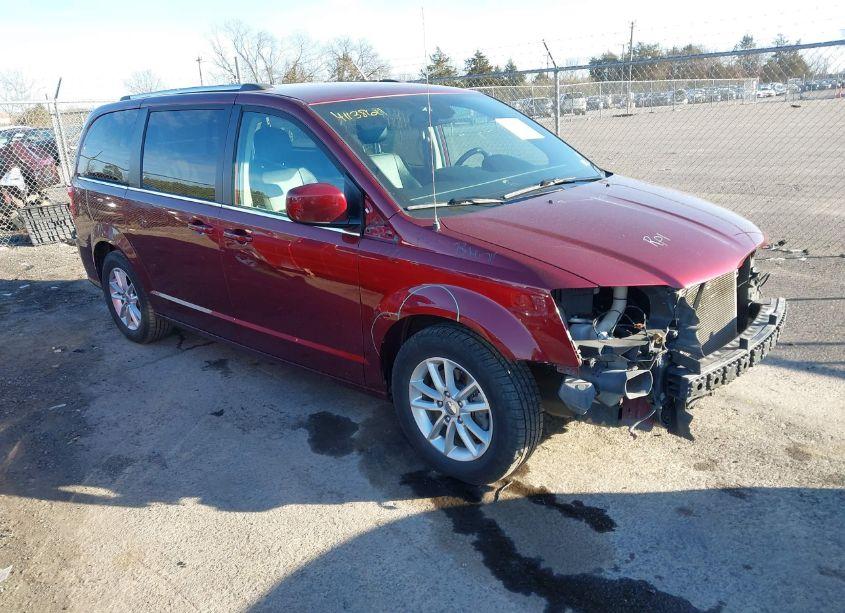 2018 Dodge Grand CARAVAN SXT (VIN 2C4RDGCG7JR299829) main photo