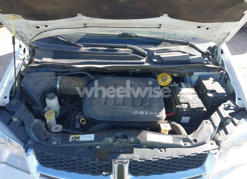 Photo 10 of 2019 Dodge Grand CARAVAN SXT (VIN 2C4RDGCG7KR512800)