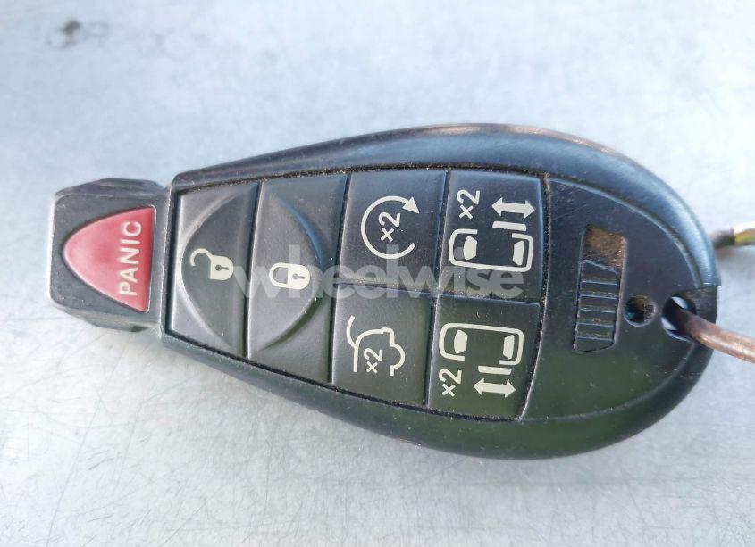 Photo 11 of 2019 Dodge Grand CARAVAN SXT (VIN 2C4RDGCG7KR512800)