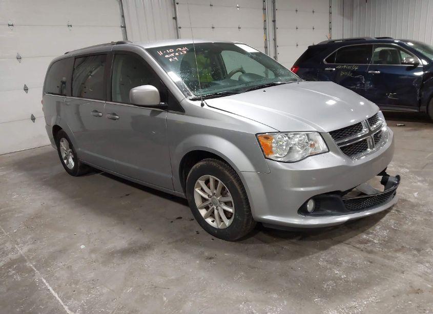 2019 Dodge Grand CARAVAN SXT (VIN 2C4RDGCG7KR529791) main photo