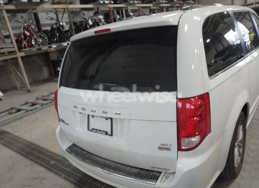 Photo 16 of 2019 Dodge Grand CARAVAN SXT (VIN 2C4RDGCG7KR621550)