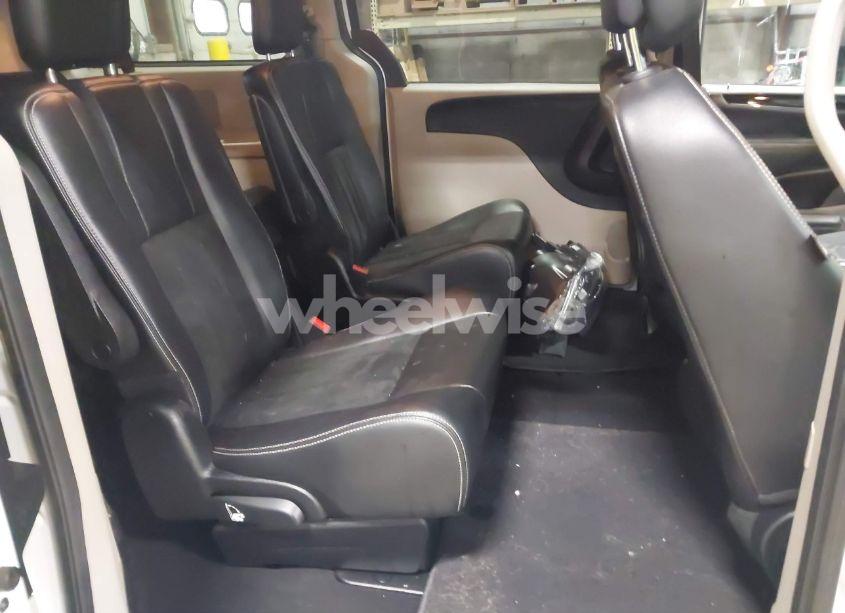 Photo 8 of 2019 Dodge Grand CARAVAN SXT (VIN 2C4RDGCG7KR621550)