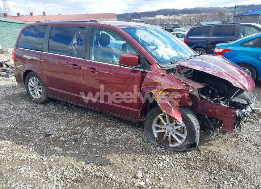 2019 Dodge Grand CARAVAN SXT (VIN 2C4RDGCG7KR736536) main photo
