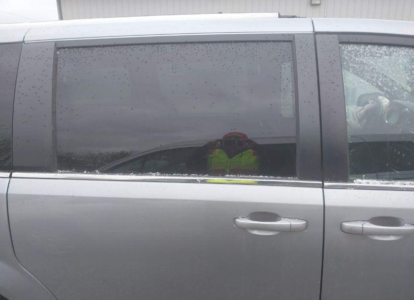 Photo 13 of 2019 Dodge Grand CARAVAN SXT (VIN 2C4RDGCG7KR775837)