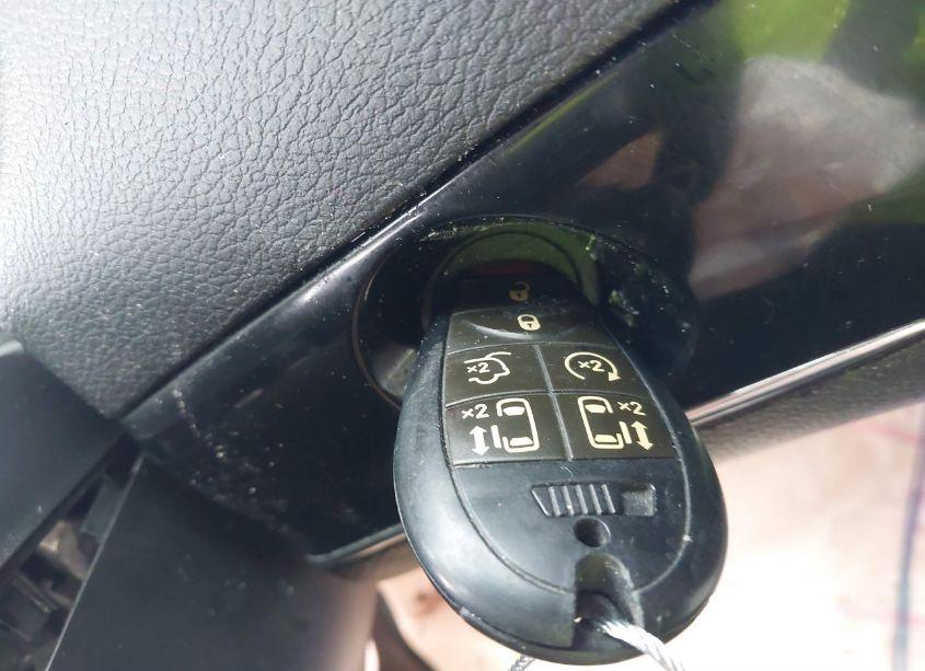 Photo 11 of 2019 Dodge Grand CARAVAN SXT (VIN 2C4RDGCG7KR802776)