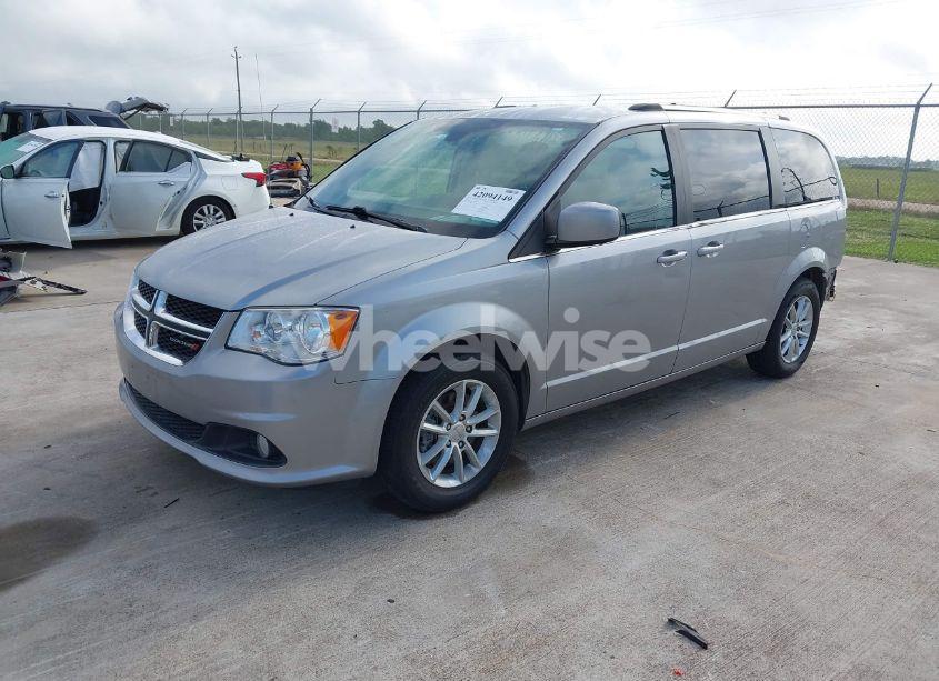 Photo 2 of 2020 Dodge Grand CARAVAN SXT (VIN 2C4RDGCG7LR160884)