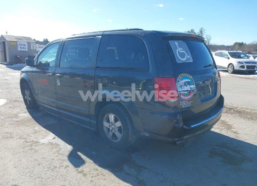 Photo 3 of 2012 Dodge Grand CARAVAN SXT (VIN 2C4RDGCG8CR111340)