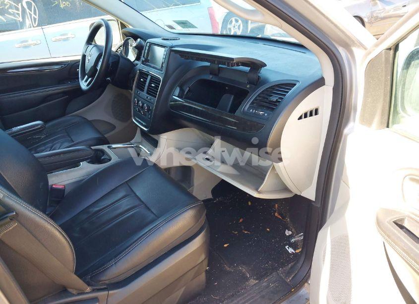 Photo 5 of 2013 Dodge Grand CARAVAN SXT (VIN 2C4RDGCG8DR640417)