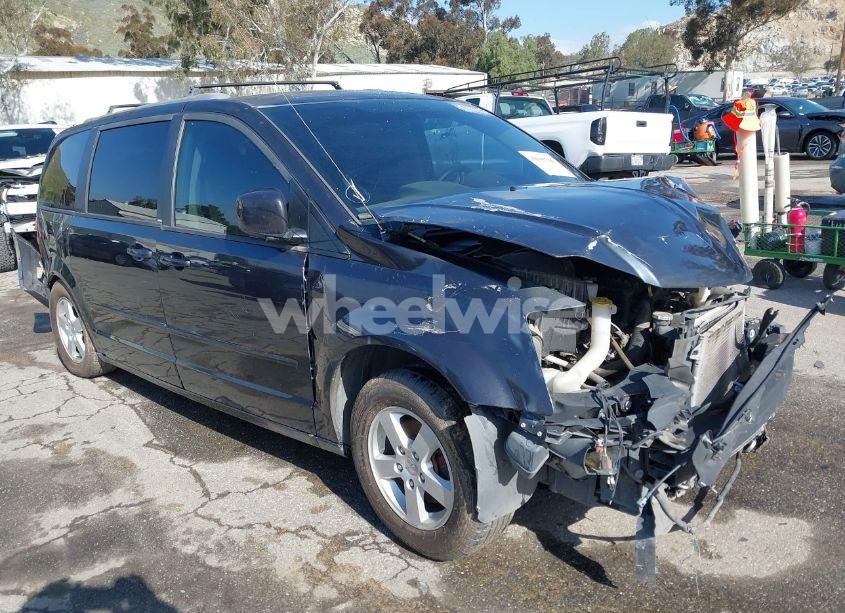 2013 Dodge Grand CARAVAN SXT (VIN 2C4RDGCG8DR655600) main photo