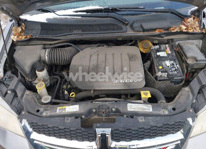 Photo 10 of 2015 Dodge Grand CARAVAN SXT (VIN 2C4RDGCG8FR512889)