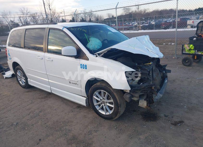 2015 Dodge Grand CARAVAN SXT (VIN 2C4RDGCG8FR592064) main photo