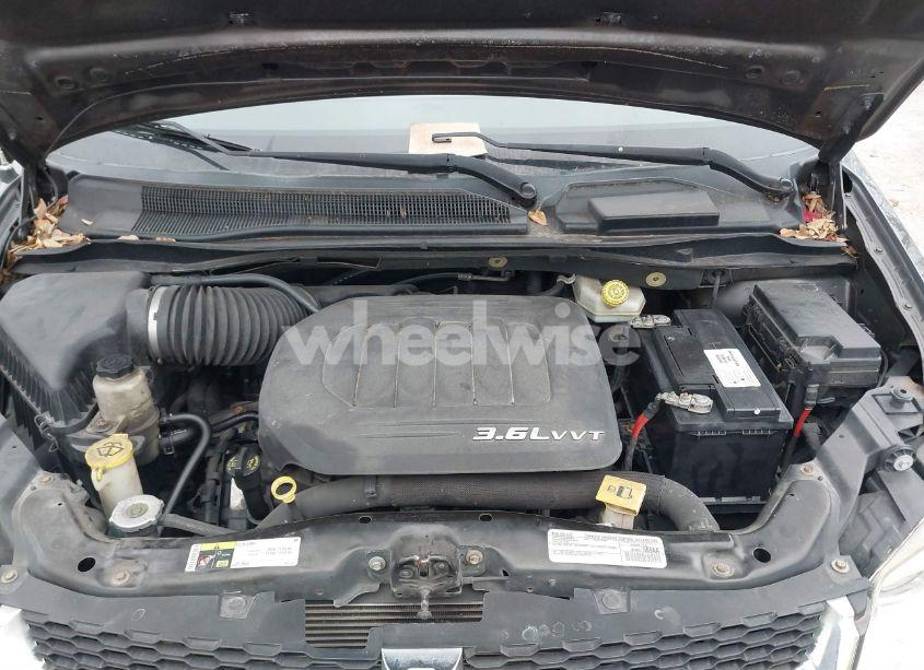 Photo 10 of 2016 Dodge Grand CARAVAN SXT (VIN 2C4RDGCG8GR224923)