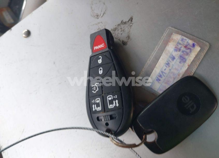 Photo 11 of 2016 Dodge Grand CARAVAN SXT (VIN 2C4RDGCG8GR275323)