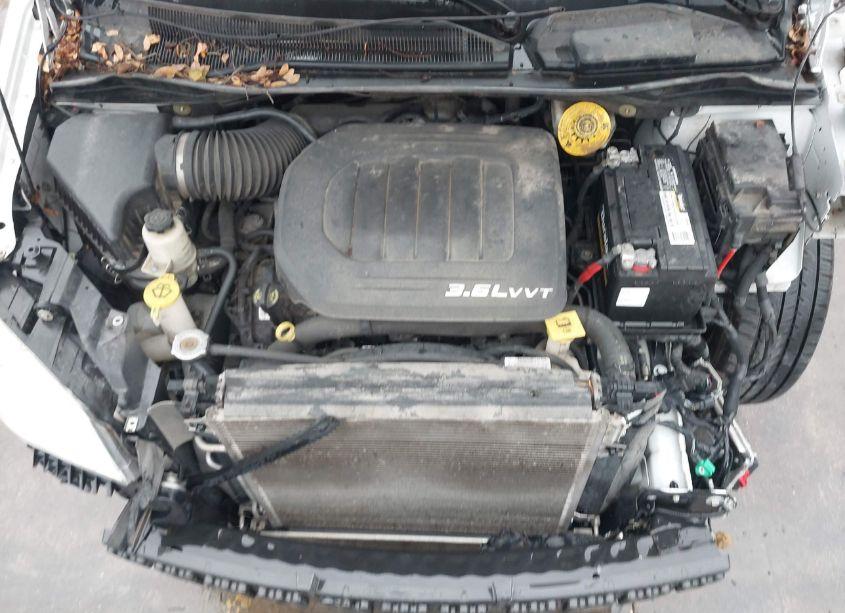 Photo 10 of 2016 Dodge Grand CARAVAN SXT (VIN 2C4RDGCG8GR323824)