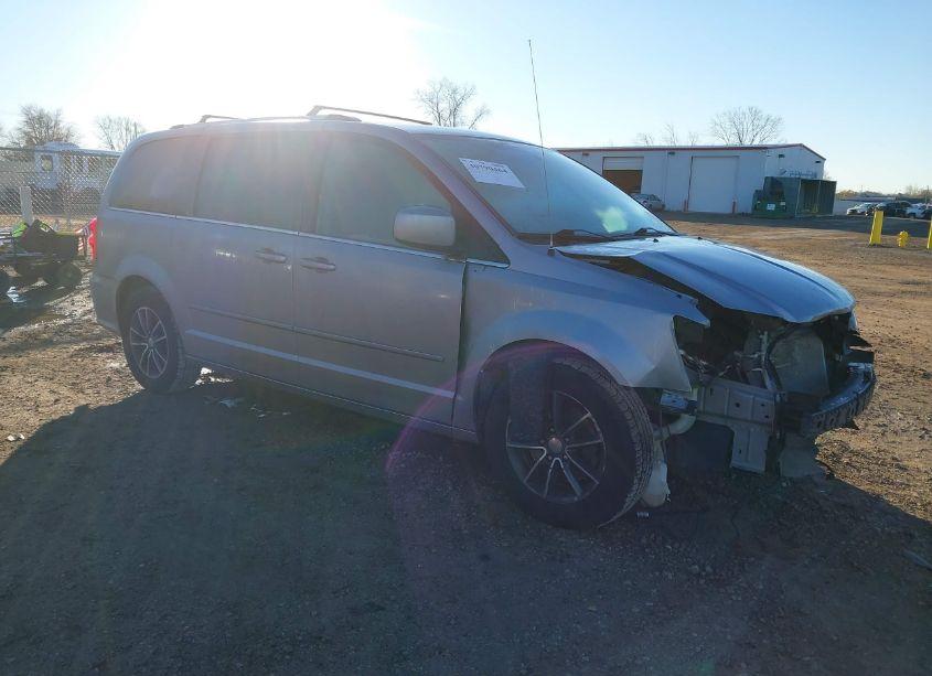 2017 Dodge Grand CARAVAN SXT (VIN 2C4RDGCG8HR558144) main photo