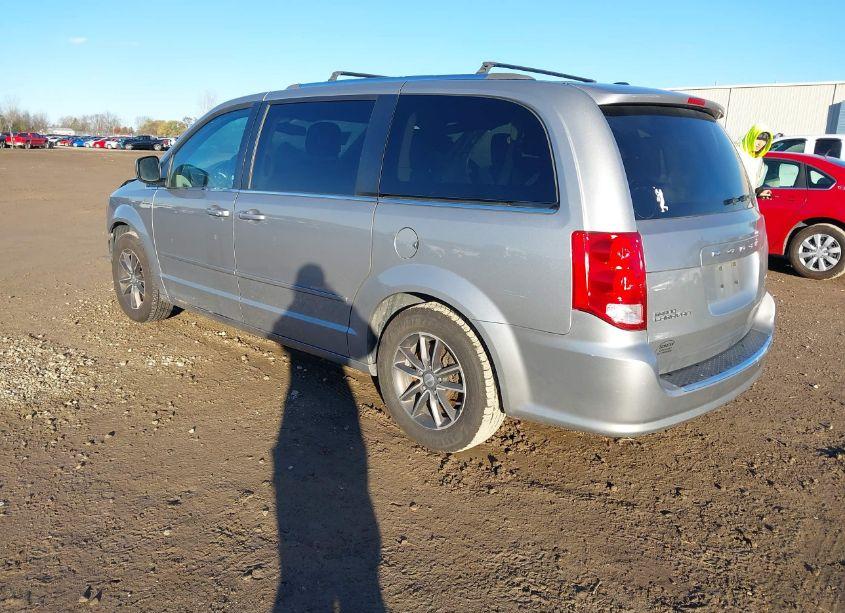 Photo 3 of 2017 Dodge Grand CARAVAN SXT (VIN 2C4RDGCG8HR558144)