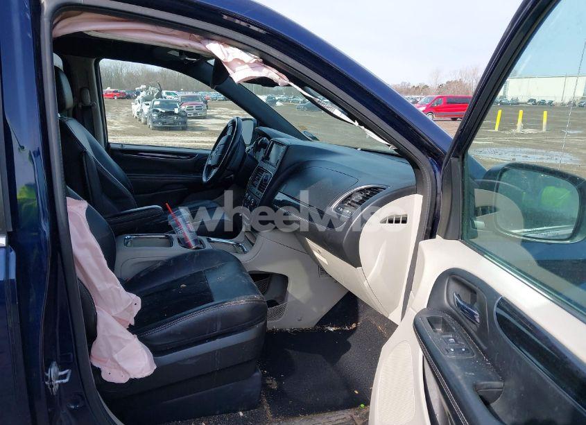 Photo 5 of 2017 Dodge Grand CARAVAN SXT (VIN 2C4RDGCG8HR750163)