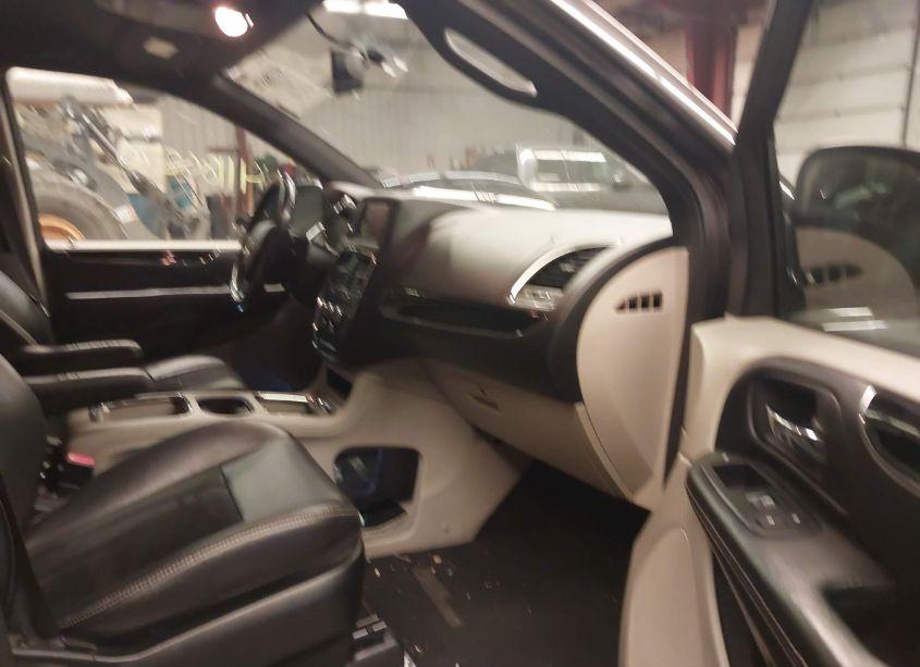 Photo 5 of 2017 Dodge Grand CARAVAN SXT (VIN 2C4RDGCG8HR807428)