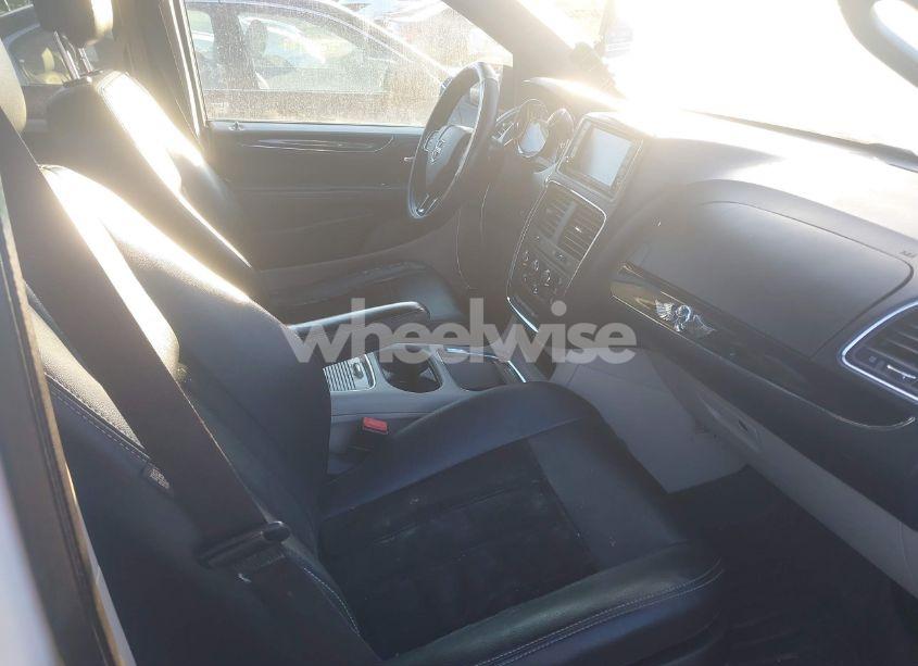 Photo 5 of 2017 Dodge Grand CARAVAN SXT (VIN 2C4RDGCG8HR862865)