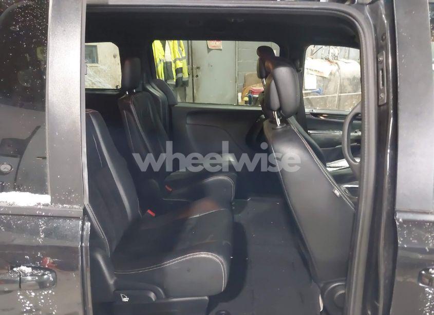 Photo 8 of 2018 Dodge Grand CARAVAN SXT (VIN 2C4RDGCG8JR150927)