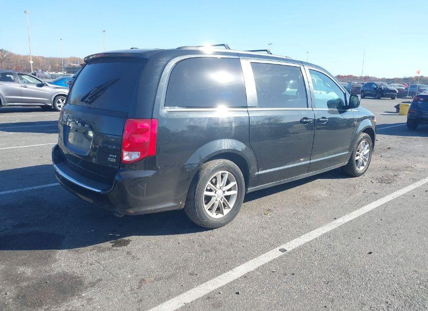 Photo 4 of 2018 Dodge Grand CARAVAN SXT (VIN 2C4RDGCG8JR239381)