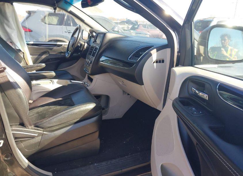 Photo 5 of 2018 Dodge Grand CARAVAN SXT (VIN 2C4RDGCG8JR239381)