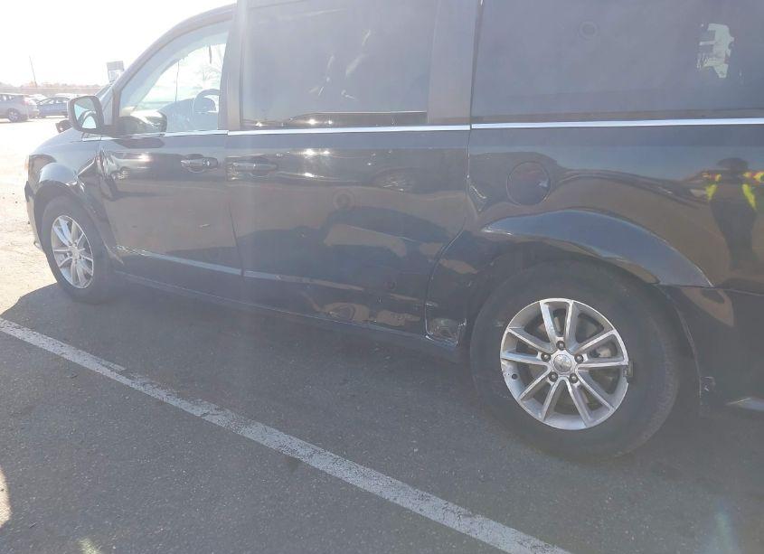 Photo 6 of 2018 Dodge Grand CARAVAN SXT (VIN 2C4RDGCG8JR239381)