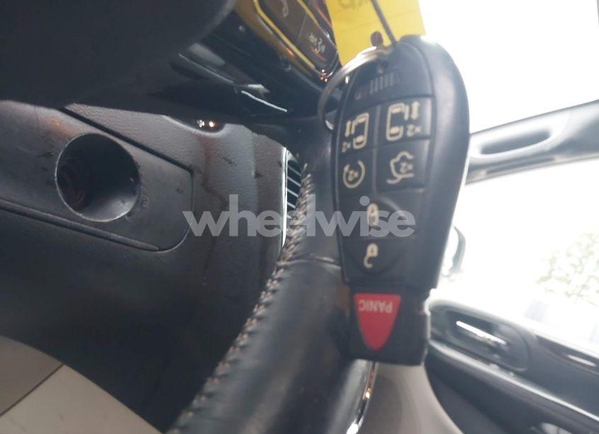 Photo 11 of 2018 Dodge Grand CARAVAN SXT (VIN 2C4RDGCG8JR266628)