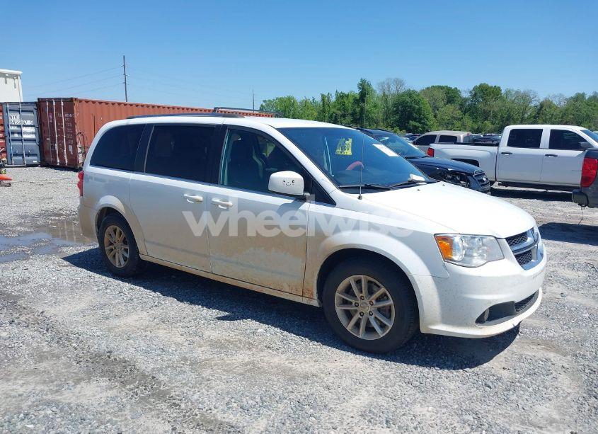 2018 Dodge Grand CARAVAN SXT (VIN 2C4RDGCG8JR276687) main photo