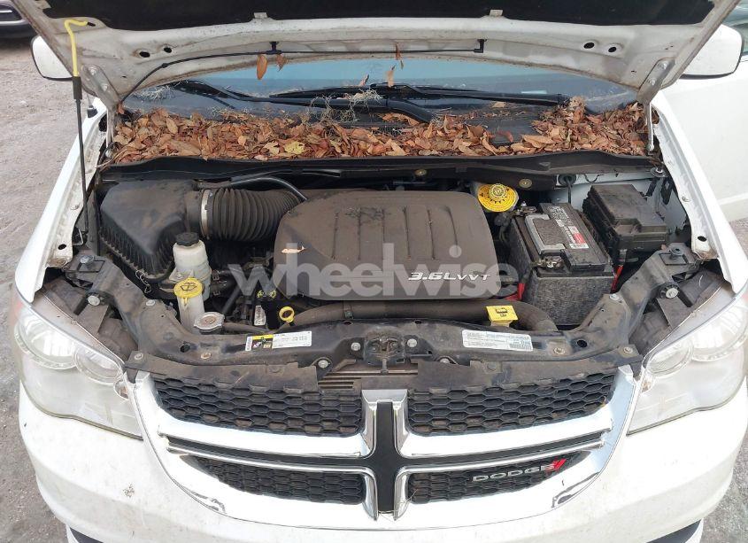 Photo 10 of 2018 Dodge Grand CARAVAN SXT (VIN 2C4RDGCG8JR342669)