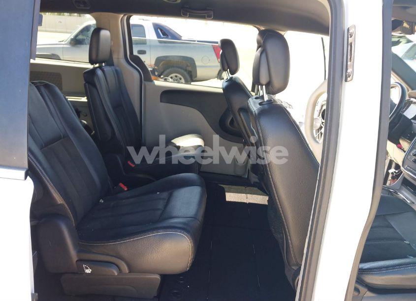 Photo 8 of 2019 Dodge Grand CARAVAN SXT (VIN 2C4RDGCG8KR642293)