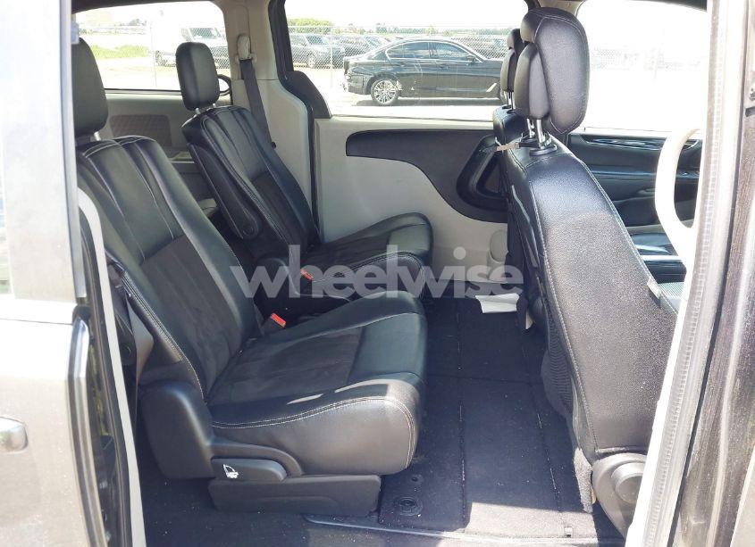 Photo 8 of 2019 Dodge Grand CARAVAN SXT (VIN 2C4RDGCG8KR717896)