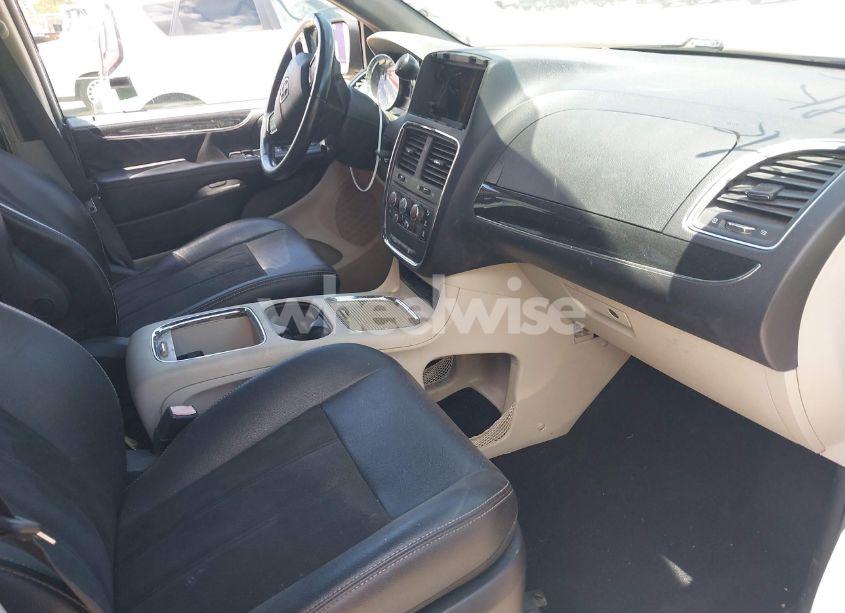 Photo 5 of 2019 Dodge Grand CARAVAN SXT (VIN 2C4RDGCG8KR724959)