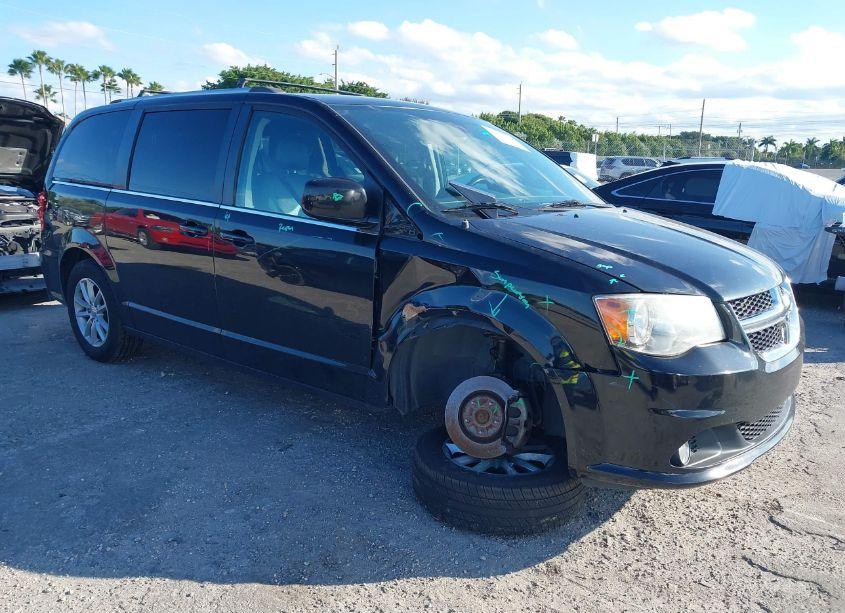 2020 Dodge Grand CARAVAN SXT (VIN 2C4RDGCG8LR194039) main photo