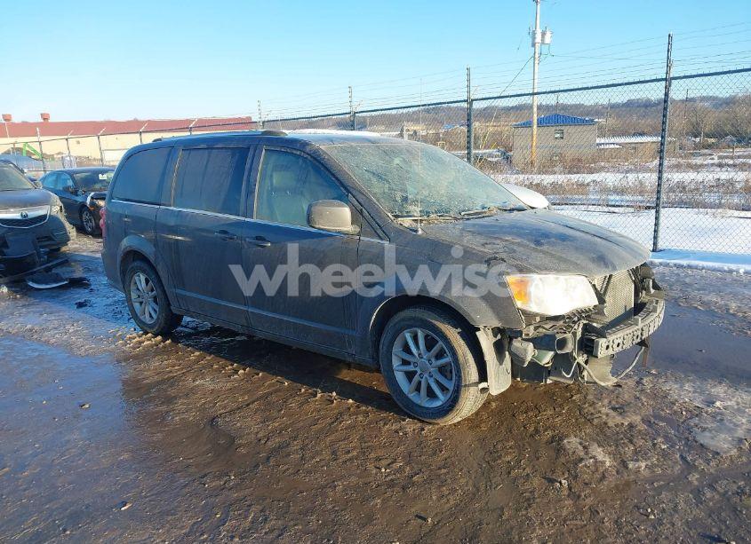 2020 Dodge Grand CARAVAN SXT (VIN 2C4RDGCG8LR206819) main photo