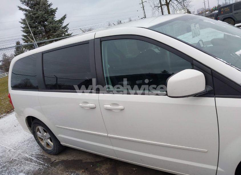 Photo 13 of 2012 Dodge Grand CARAVAN SXT (VIN 2C4RDGCG9CR115347)