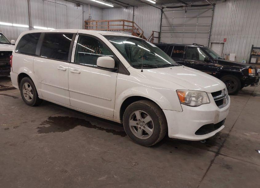 2013 Dodge Grand CARAVAN SXT (VIN 2C4RDGCG9DR527589) main photo