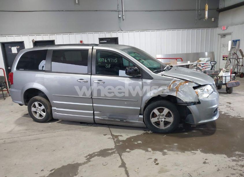 Photo 14 of 2013 Dodge Grand CARAVAN SXT (VIN 2C4RDGCG9DR611296)